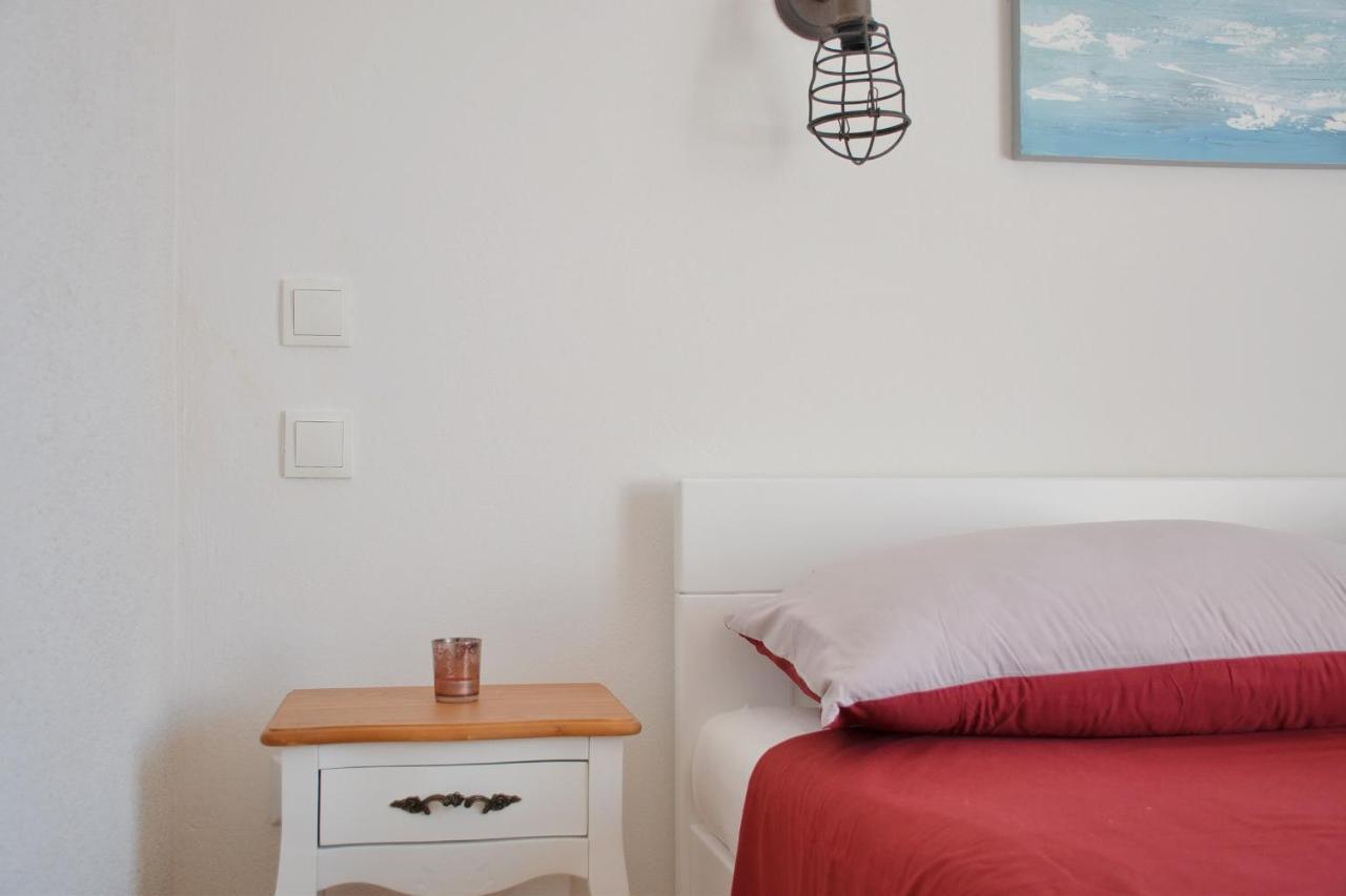 Apartments Mike نوفاليا المظهر الخارجي الصورة