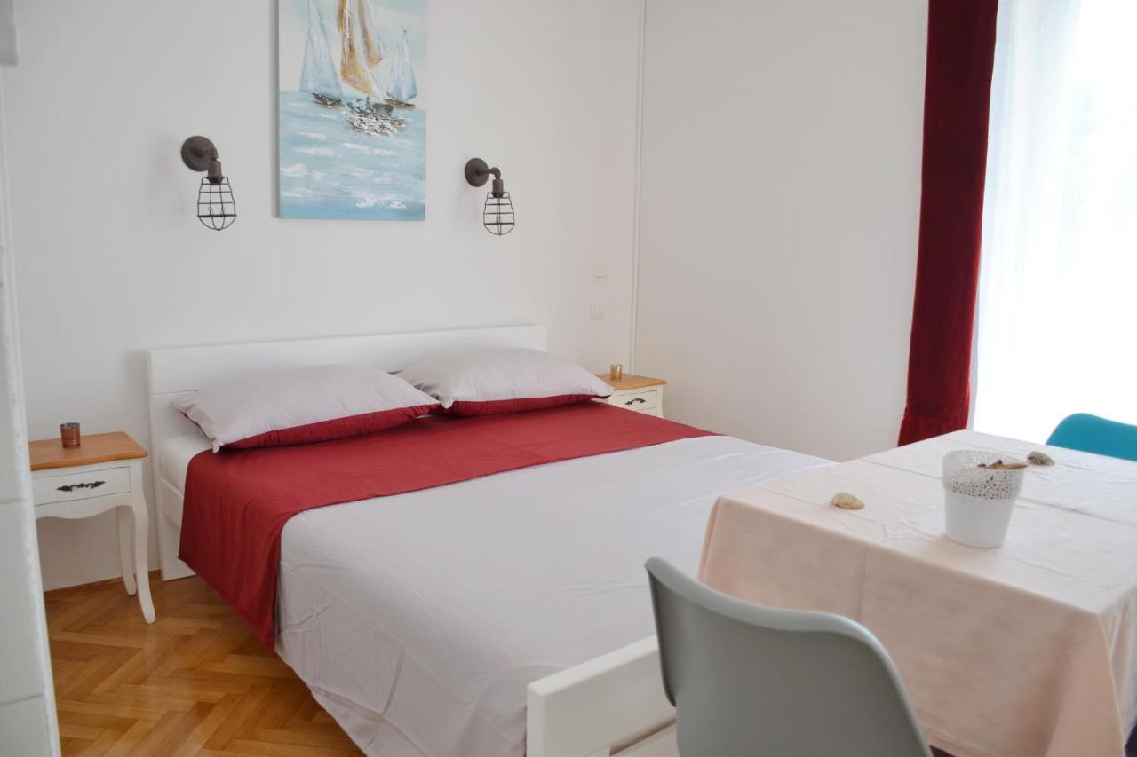 Apartments Mike نوفاليا المظهر الخارجي الصورة