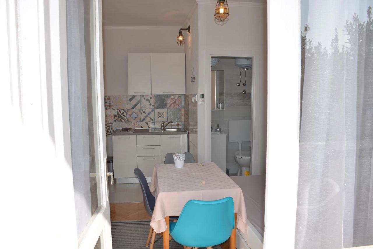 Apartments Mike نوفاليا المظهر الخارجي الصورة