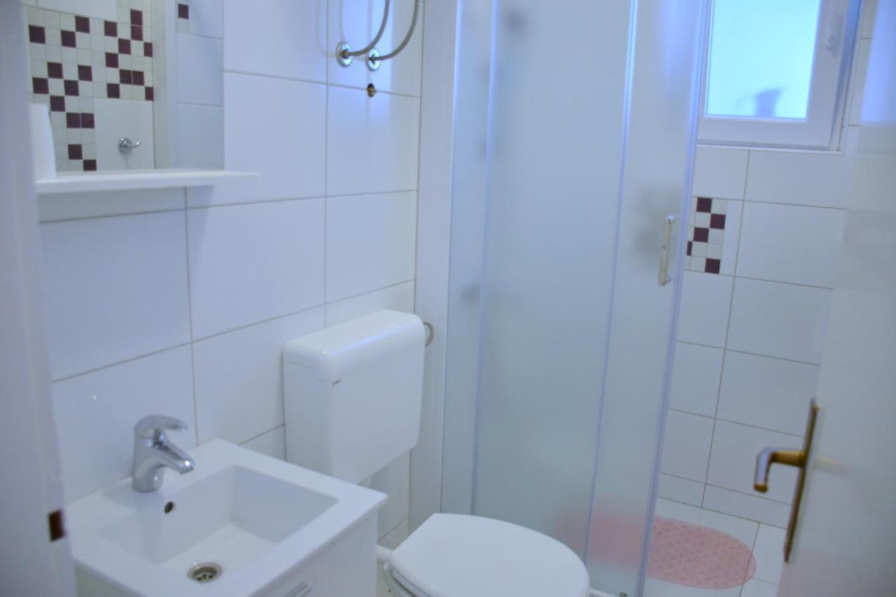 Apartments Mike نوفاليا المظهر الخارجي الصورة