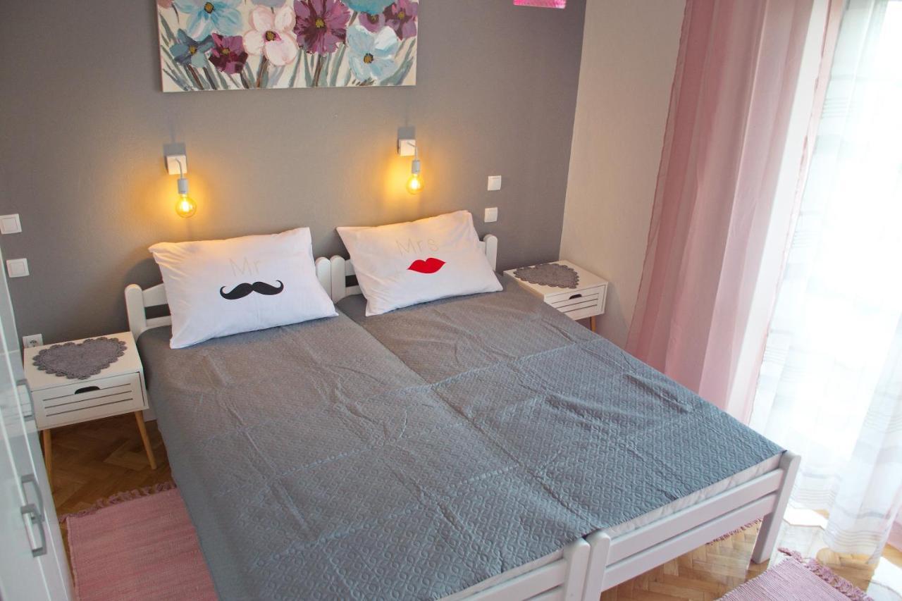 Apartments Mike نوفاليا المظهر الخارجي الصورة