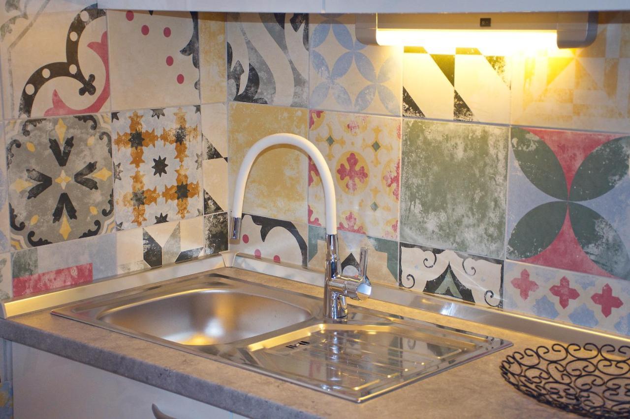 Apartments Mike نوفاليا المظهر الخارجي الصورة